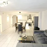 Apartmenthaus - Lejlighed