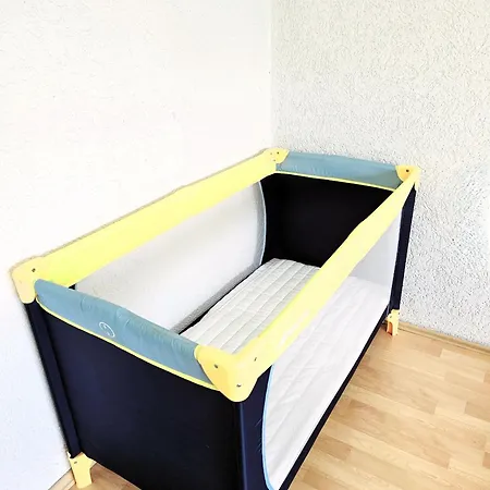 Apartmenthaus - * Mackenbach