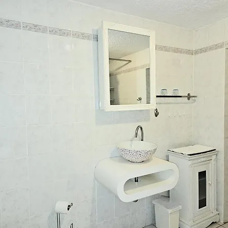 Apartmenthaus - Daire Mackenbach