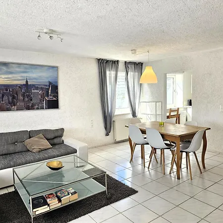 Apartmenthaus - 아파트 Mackenbach