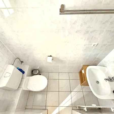 아파트 Apartmenthaus - Mackenbach