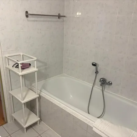 Apartmenthaus - 아파트 Mackenbach